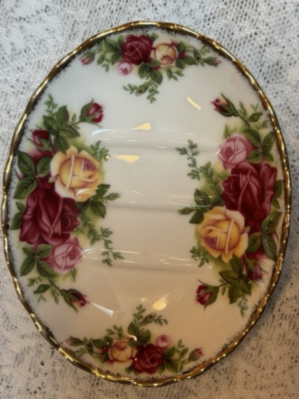 VTG ROYAL ALBERT OLD COUNTRY ROSES OVAL BATHROOM VANITY SOAP HOLDER TRINKET DISH